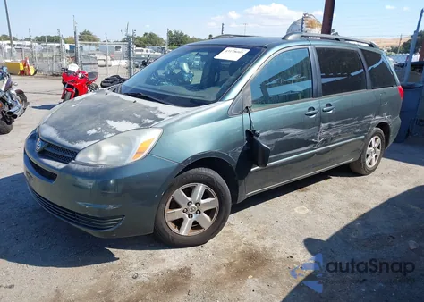 2004 Toyota Sienna Le z USA, uszkodzony, nr VIN 5TDZA23C74S097528